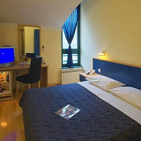 Cubic 3* Laktaši