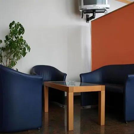 Hotel Cubic 3*