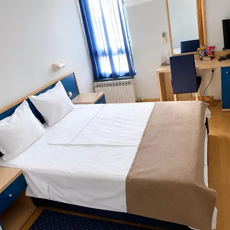 Otel Orijent 22