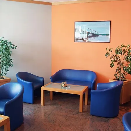Cubic Hotel 3*